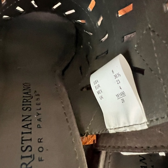 Christian Siriano heels size 6 taupe - Picture 6 of 8